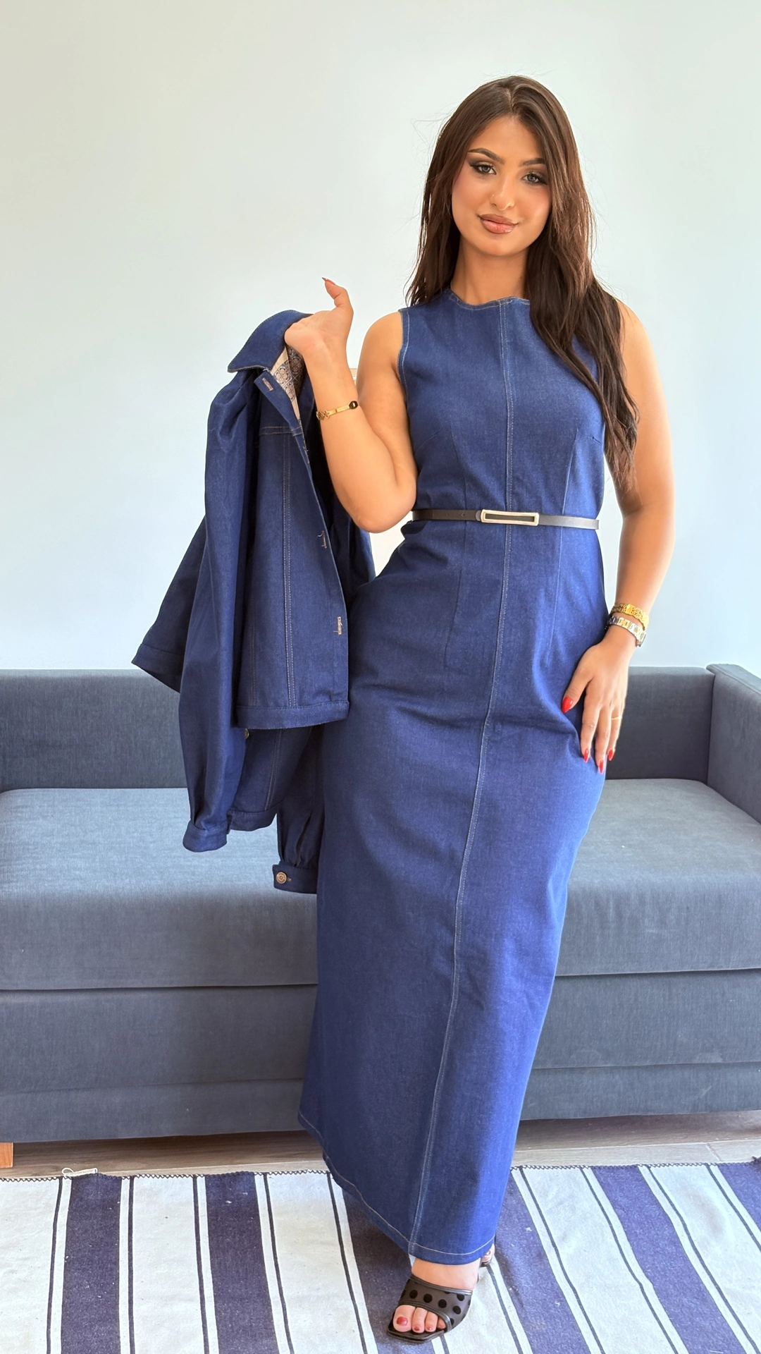 LA ROBE EN DENIM YARA - الصورة 8
